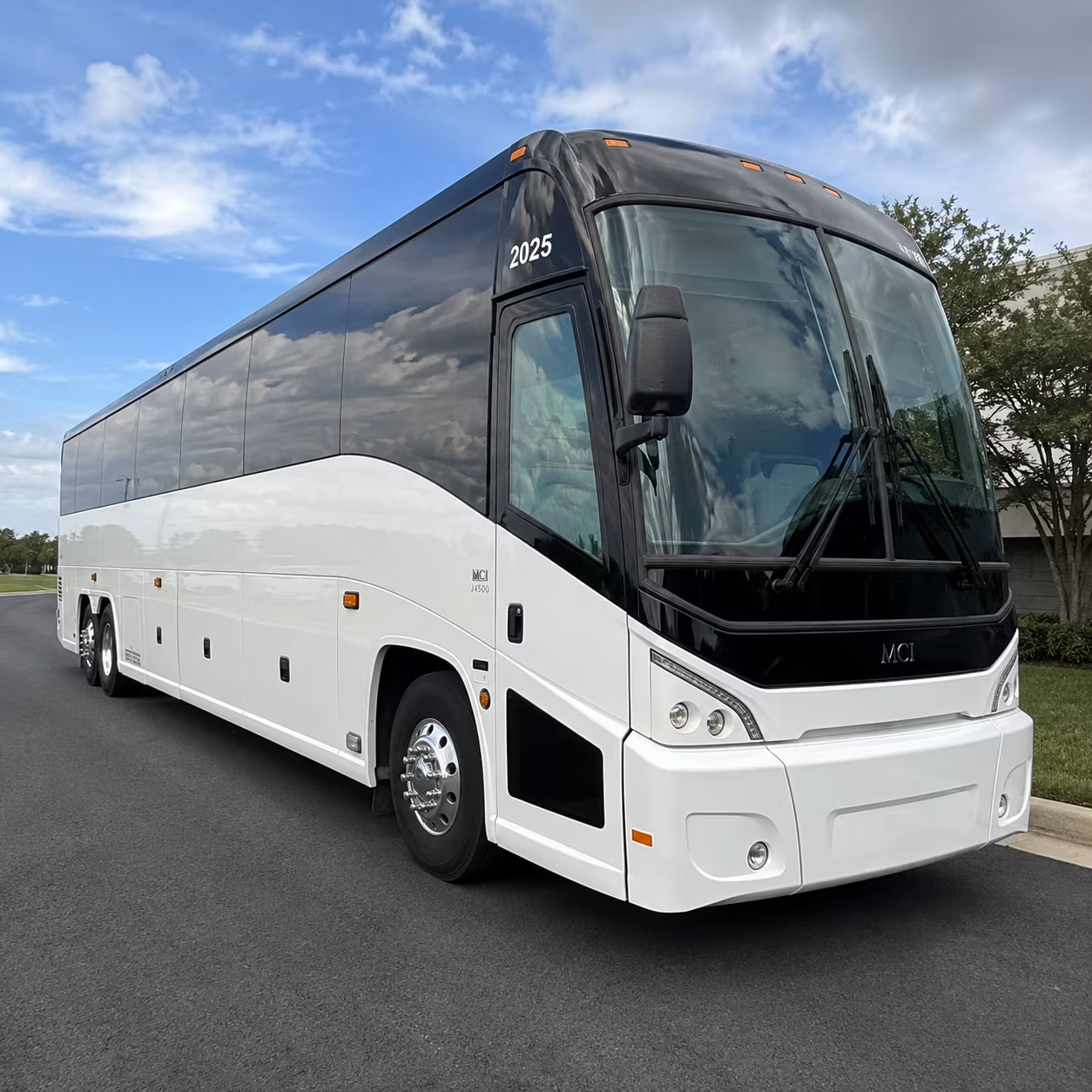 austin tech campus shuttle buses for the domain and downtown corridors