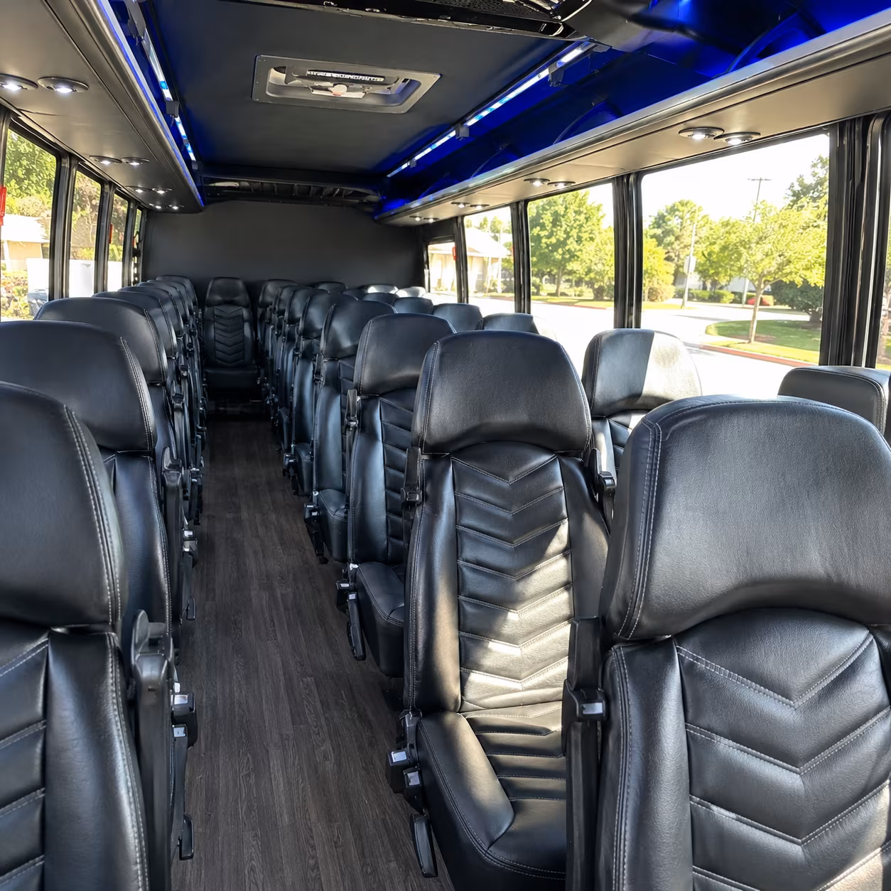 can i book a one way a round trip or a multi day package in austin texas
