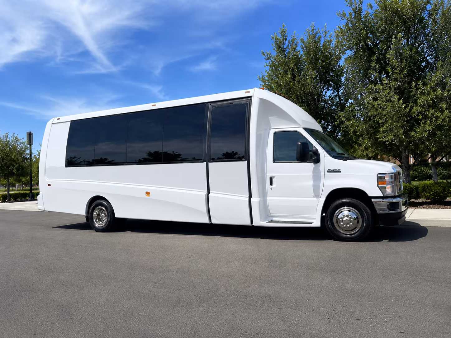longhorns game day and sporting event bus rentals