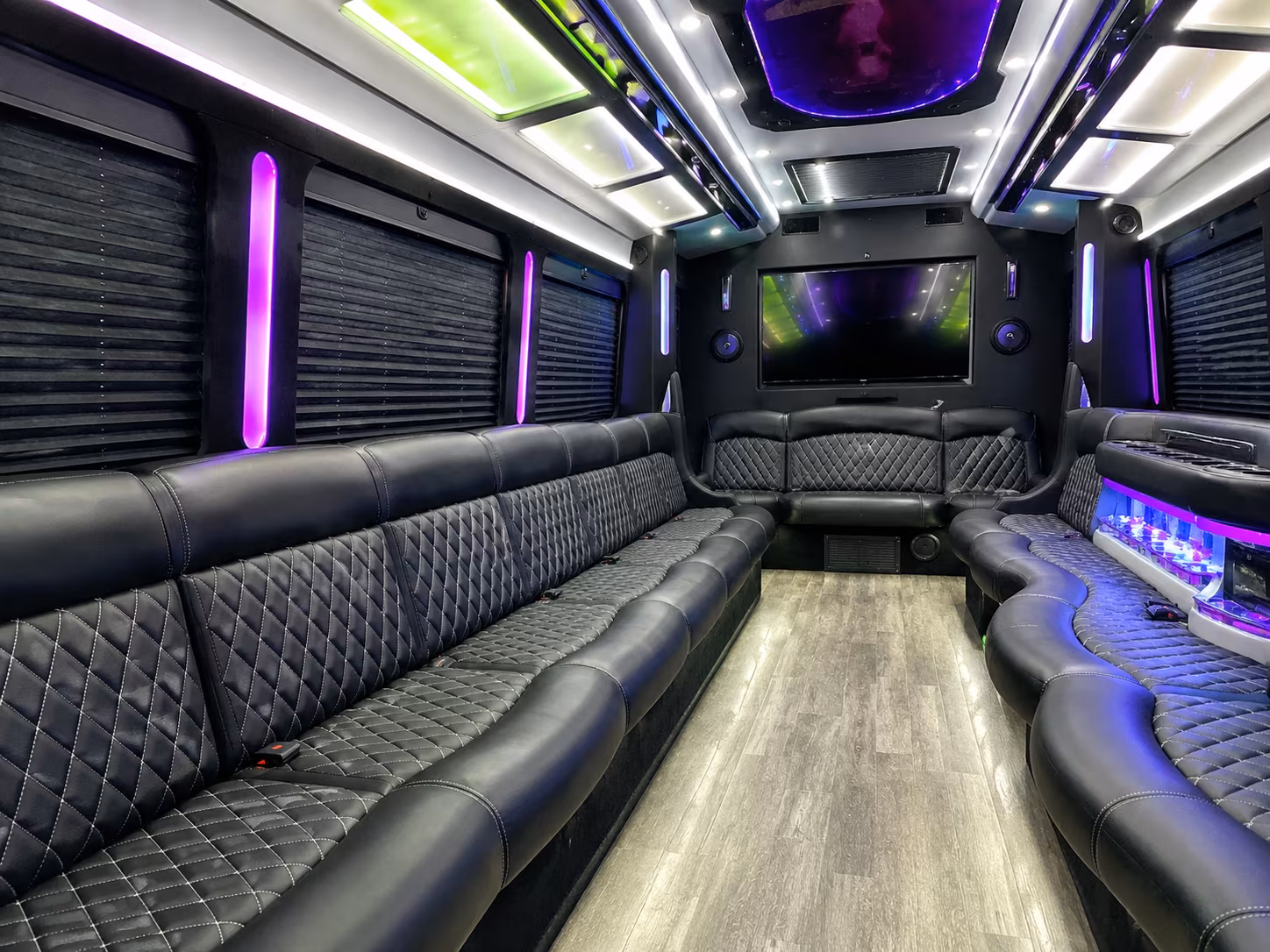 party buses to stubb s wamphitheater and red river cultural district shows